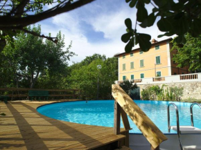 Peaceful Holiday Home with Pool in Montefiridolfi Italy Montefiridolfi